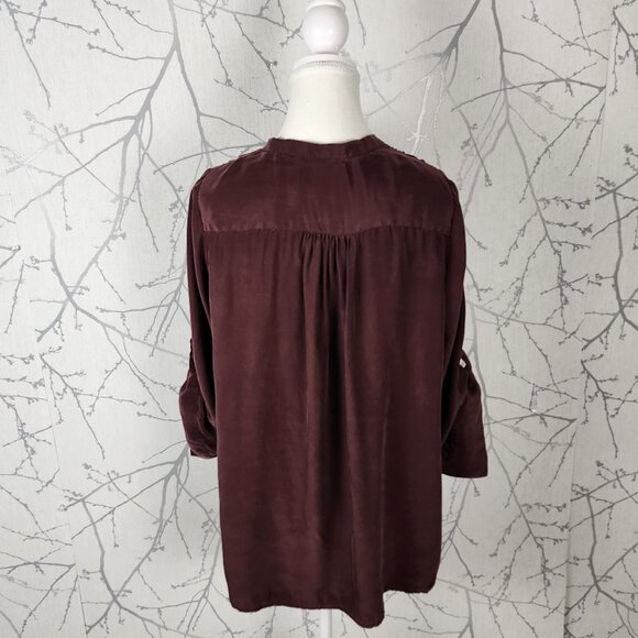 Elizabeth & James Maroon 100% Silk Single Button Pintuck Flowy Tokyo Blouse - Picture 5 of 7